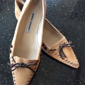 Manolo Blahnik Brown Suede Front Bow Pointy Toe